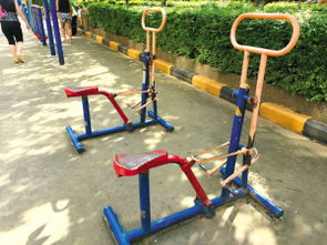 昆明主城區部分公共健身器材亟待更新維護